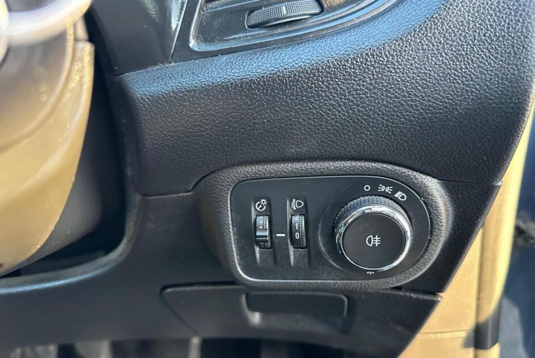 Used Vauxhall Zafira Tourer 2016 for sale - 77459921: Photo 10