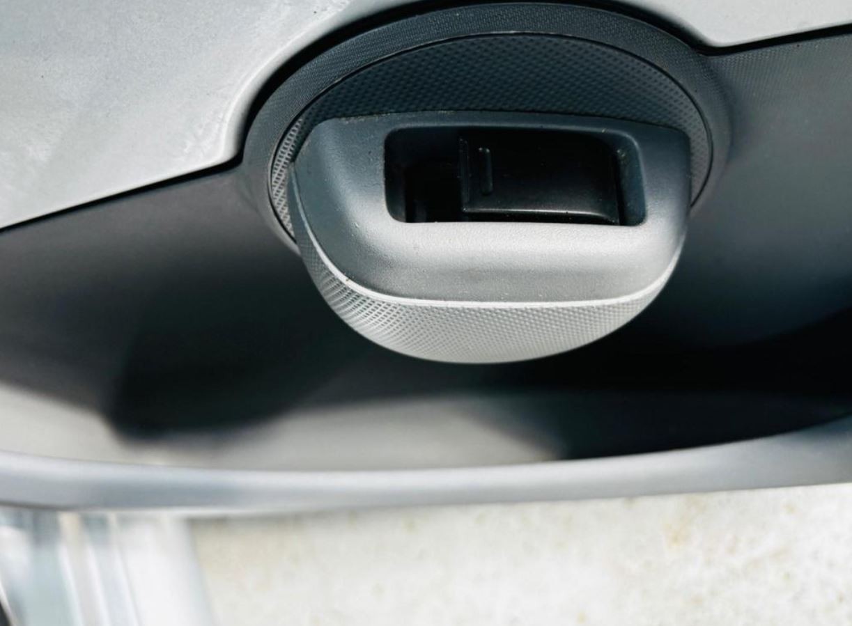 Used Toyota AYGO for sale - 77237026: Photo 9