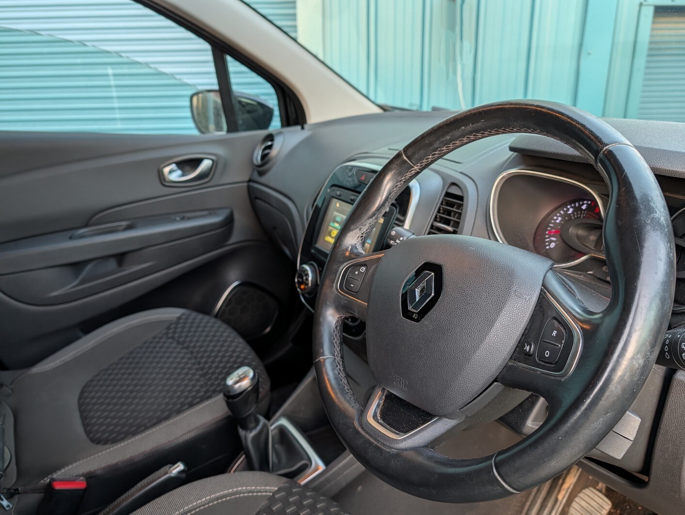 Used Renault Captur for sale - 78143761: Photo 9