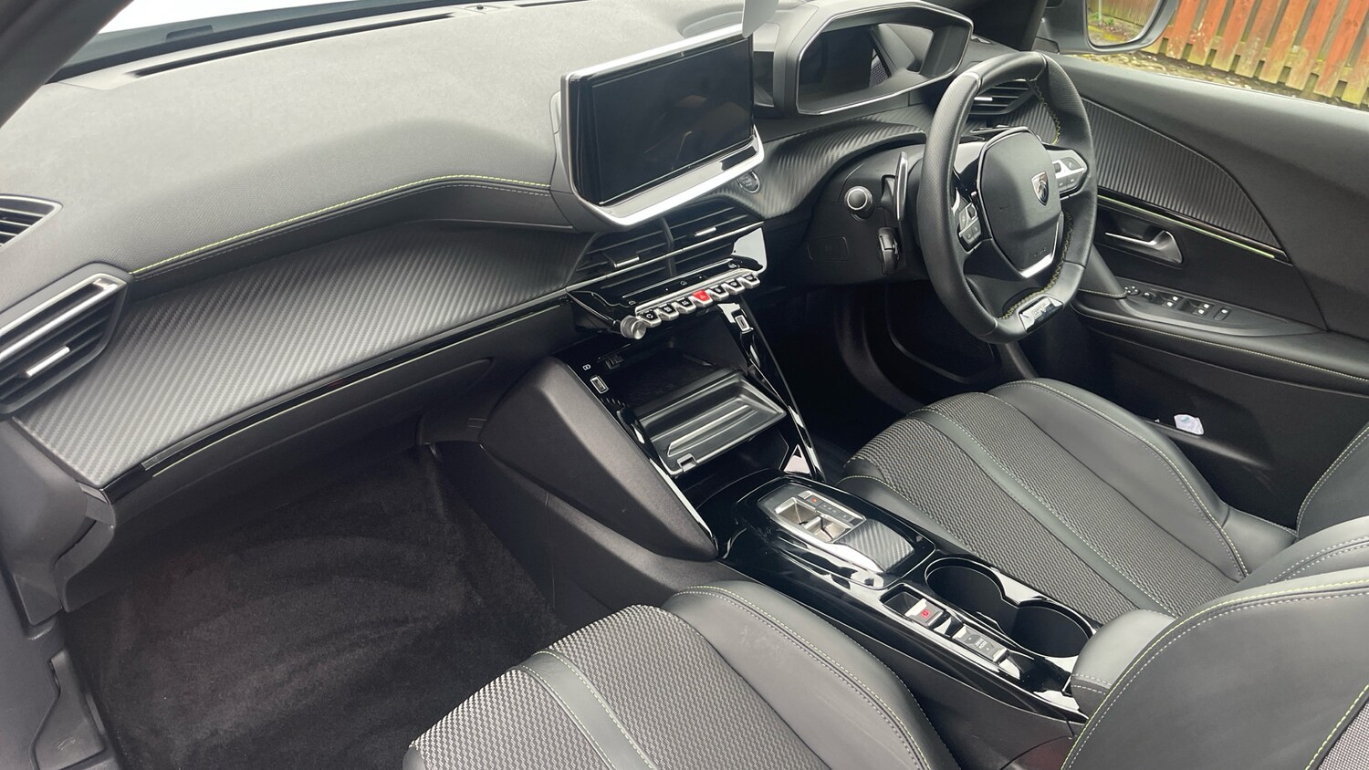 Used Peugeot 2008 2023 for sale - 77910153: Photo 12