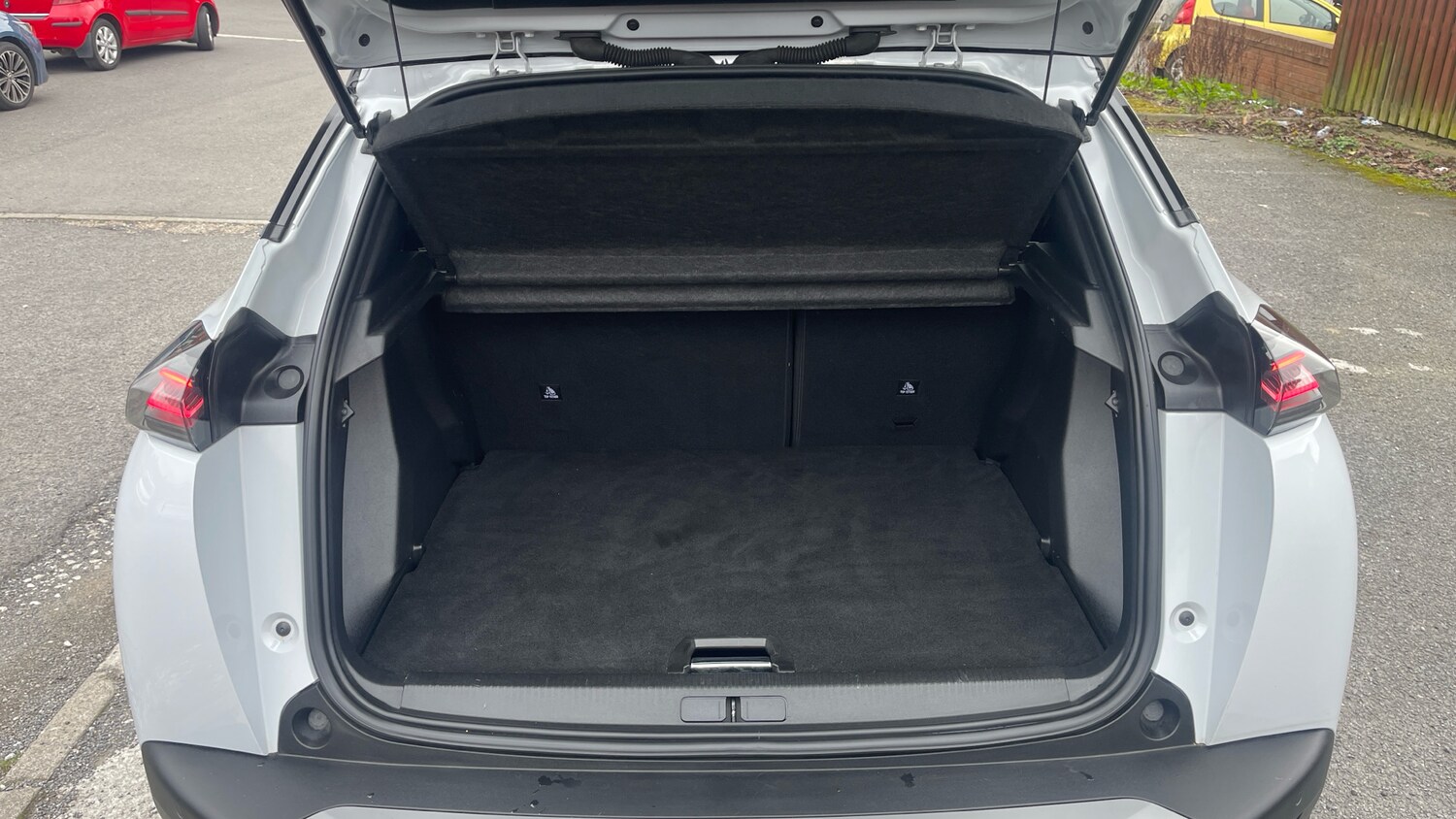 Used Peugeot 2008 2023 for sale - 77910153: Photo 19