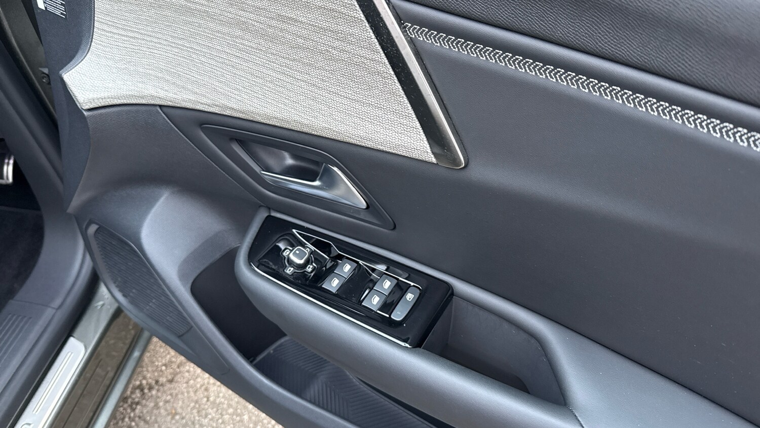 Used Citroen C5 X 2024 for sale - 76887904: Photo 22