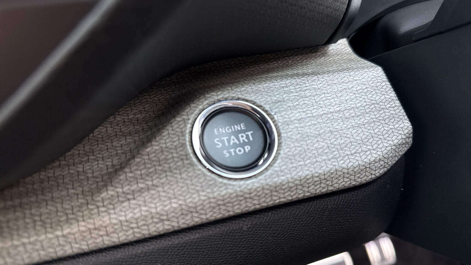 Used Citroen C5 X 2024 for sale - 76887904: Photo 40