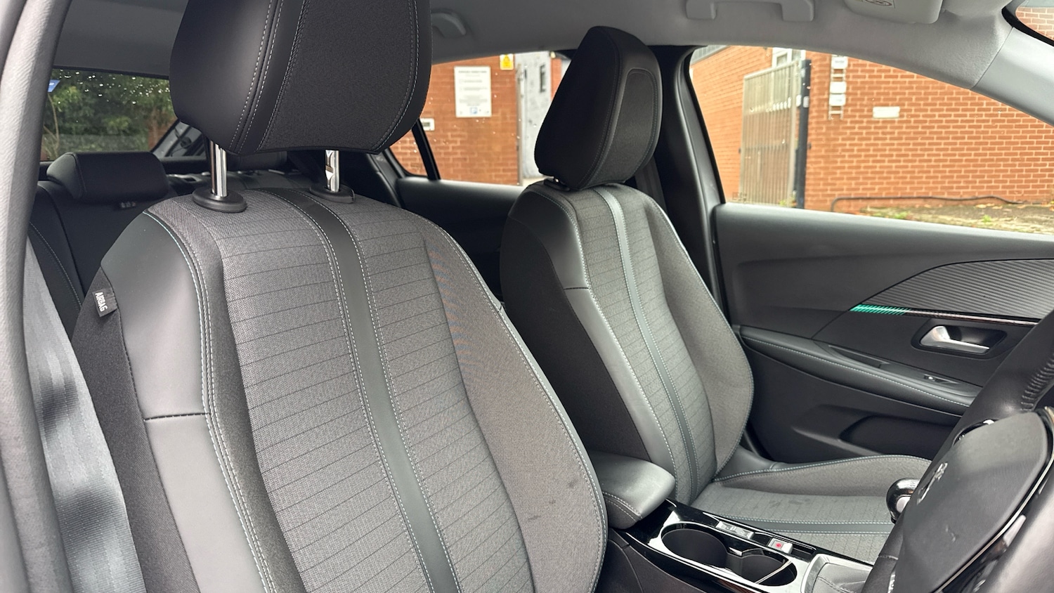 Used Peugeot 208 2023 for sale - 76574353: Photo 41