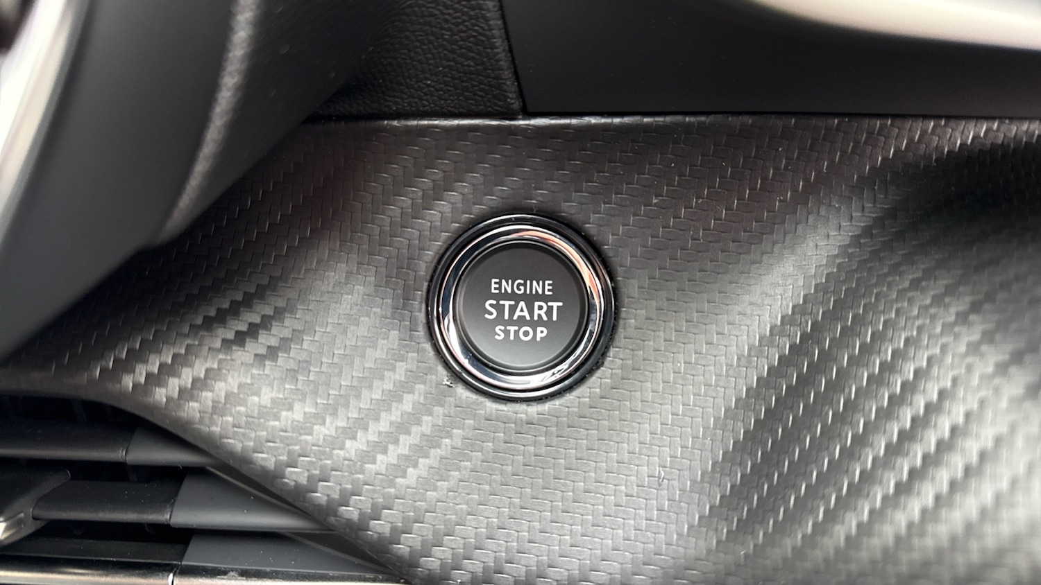 Used Peugeot 2008 2025 for sale - 77052610: Photo 40