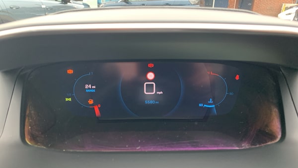 Used Peugeot 2008 2021 for sale - 76271340: Photo 13