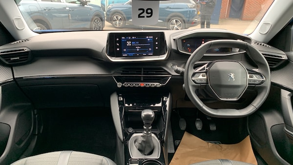 Used Peugeot 2008 2021 for sale - 76271340: Photo 4