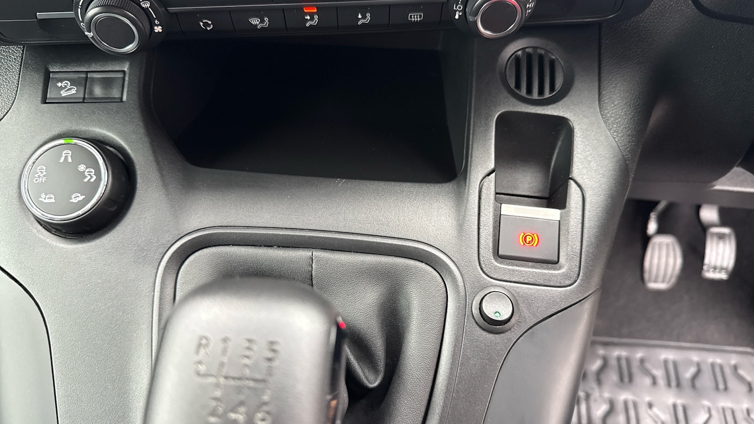 Used Peugeot Rifter 2022 for sale - 76574455: Photo 21