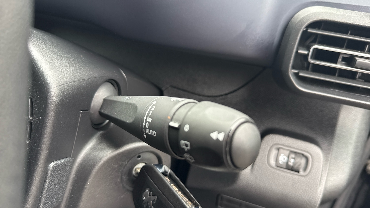 Used Peugeot Rifter 2022 for sale - 76574455: Photo 28