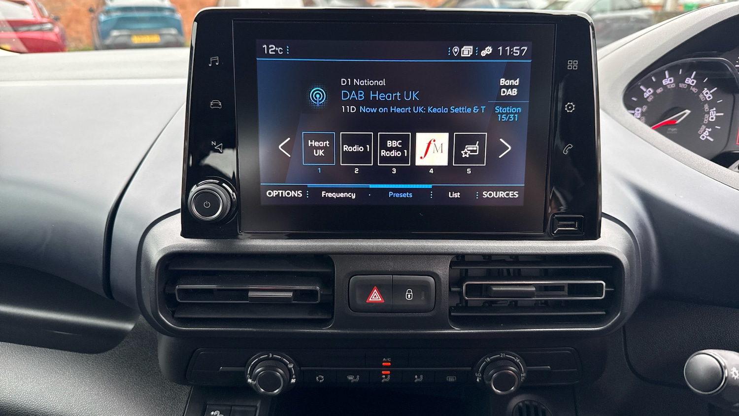 Used Peugeot Rifter 2022 for sale - 76574455: Photo 53