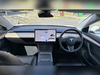 Used Tesla Model 3 2021 for sale - 75352561: Photo