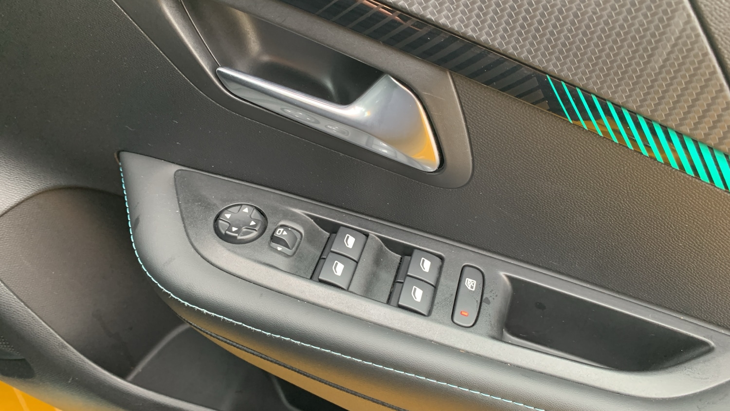 Used Peugeot 208 2022 for sale - 76574302: Photo 22