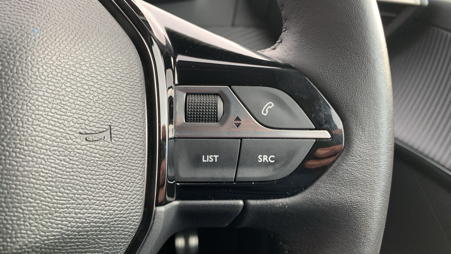 Used Peugeot 208 2022 for sale - 76574302: Photo 24