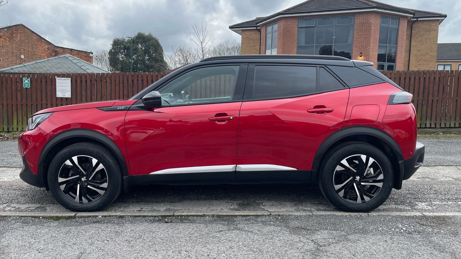 Used Peugeot 2008 2022 for sale - 77613608: Photo 6