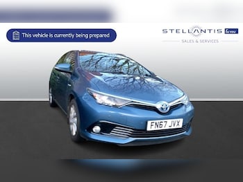 Used Toyota Auris 2017 for sale - 77457197: Photo