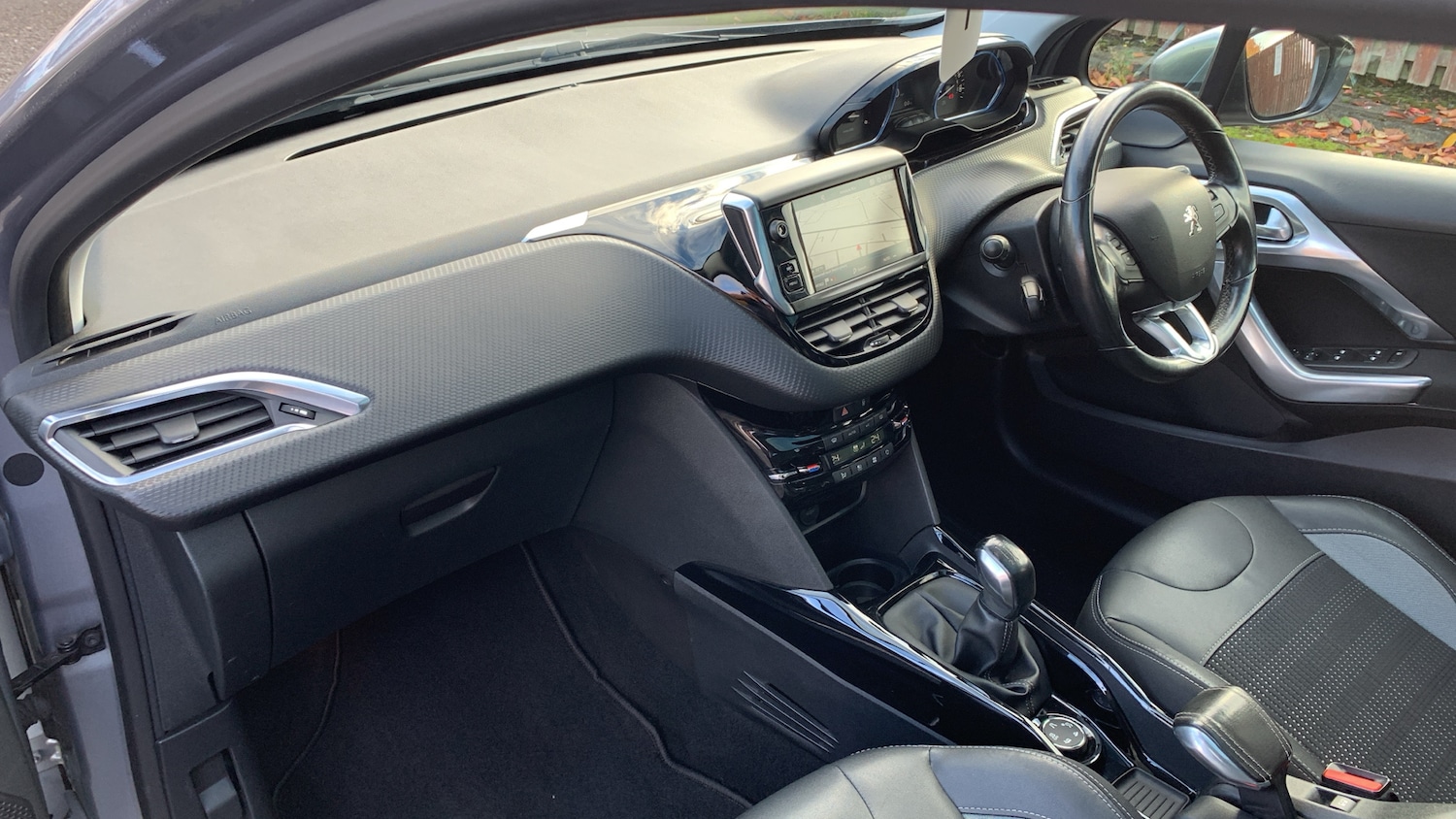 Used Peugeot 2008 2019 for sale - 76381467: Photo 12