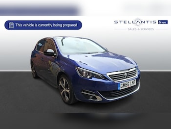 Used Peugeot 308 2017 for sale - 76296642: Photo