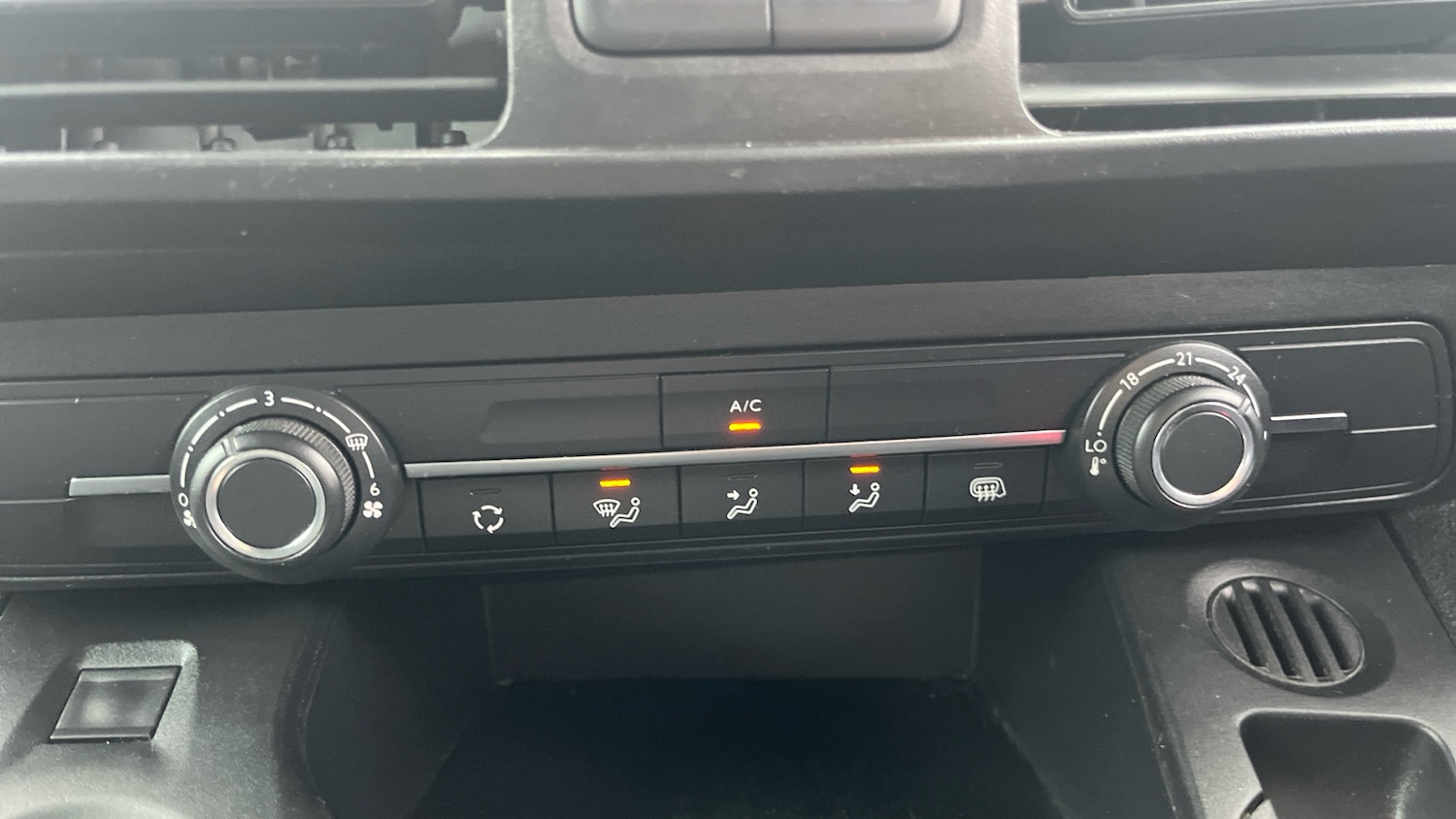 Used Citroen Berlingo 2022 for sale - 77067391: Photo 19