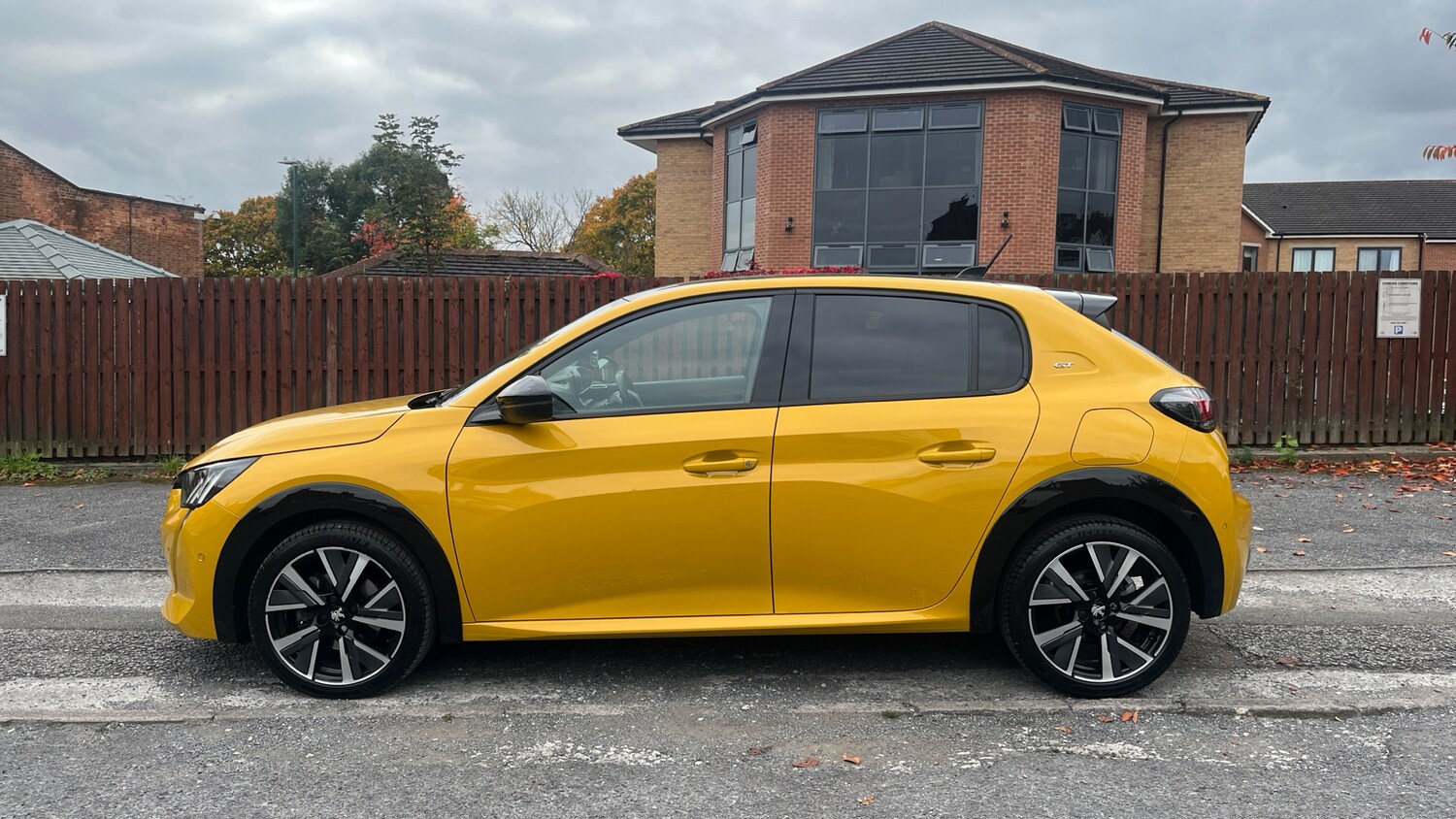 Used Peugeot 208 2022 for sale - 76228681: Photo 6