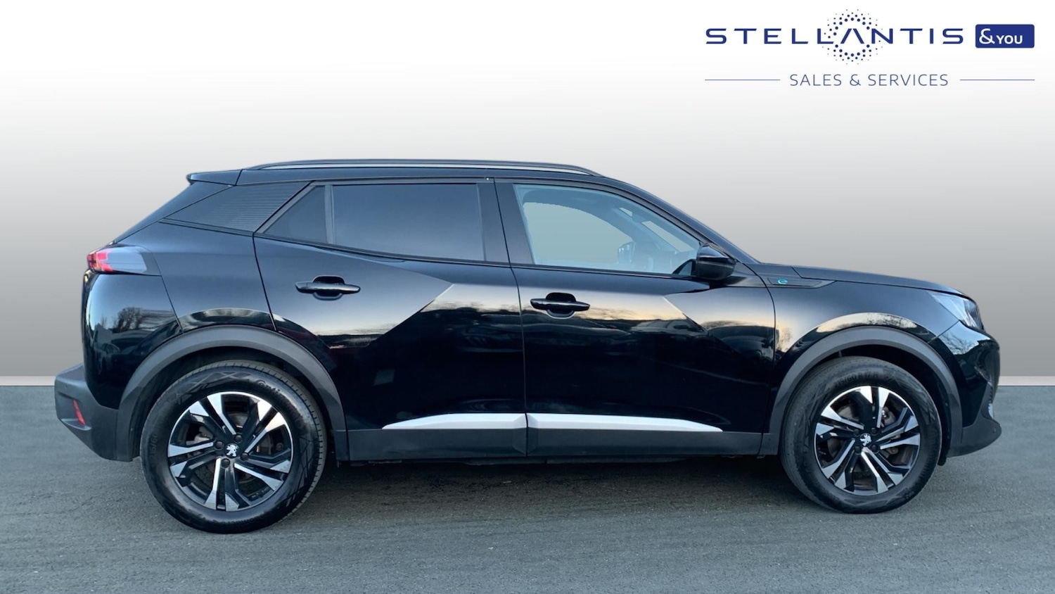 Used Peugeot 2008 2023 for sale - 77457198: Photo 2