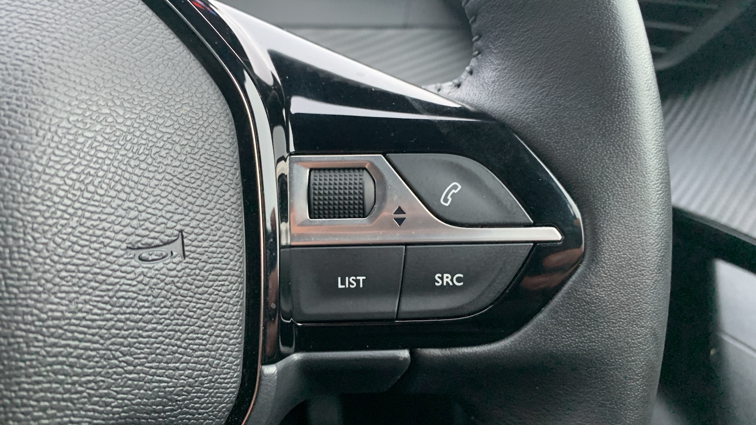 Used Peugeot 2008 2024 for sale - 77254251: Photo 25