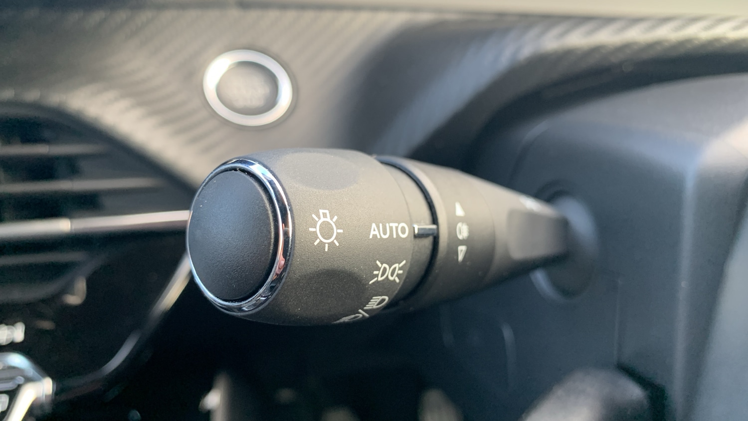 Used Peugeot 2008 2024 for sale - 77254293: Photo 28