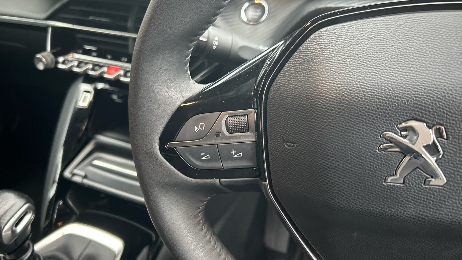 Used Peugeot 208 2023 for sale - 76977305: Photo 24