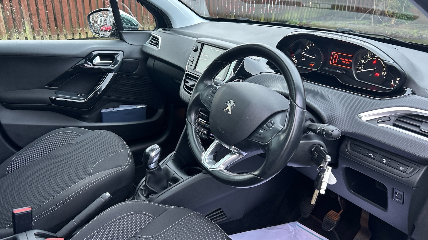 Used Peugeot 208 2019 for sale - 77372364: Photo 12