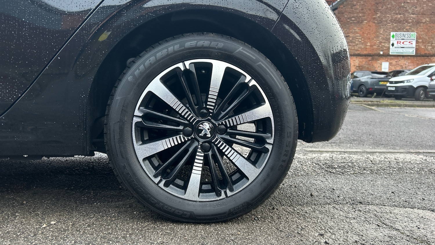 Used Peugeot 208 2019 for sale - 77372364: Photo 16