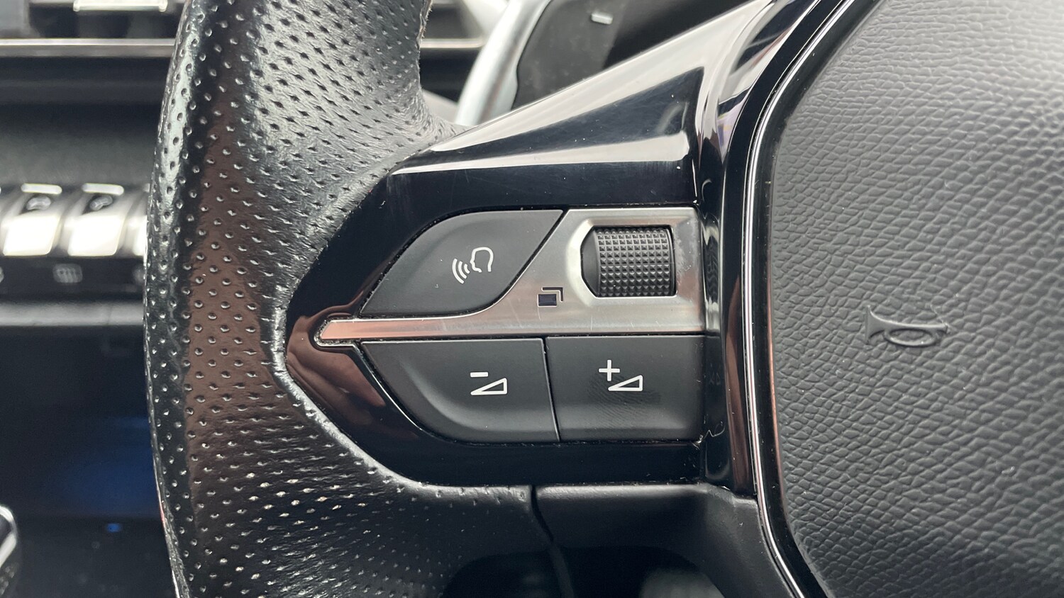 Used Peugeot 3008 2020 for sale - 76772578: Photo 24