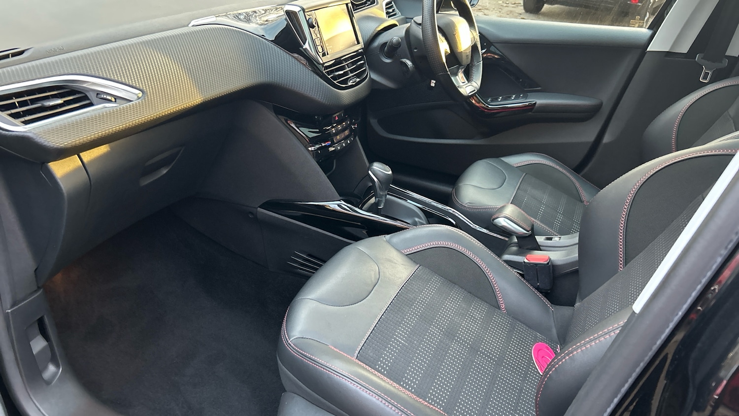 Used Peugeot 2008 2019 for sale - 76927425: Photo 12