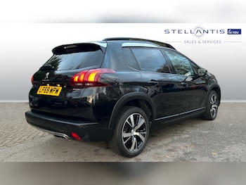 Used Peugeot 2008 2019 for sale - 76927425: Photo