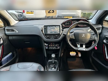 Used Peugeot 2008 2019 for sale - 76927425: Photo