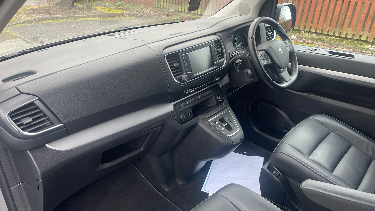 Used Peugeot Traveller 2024 for sale - 77659708: Photo 12