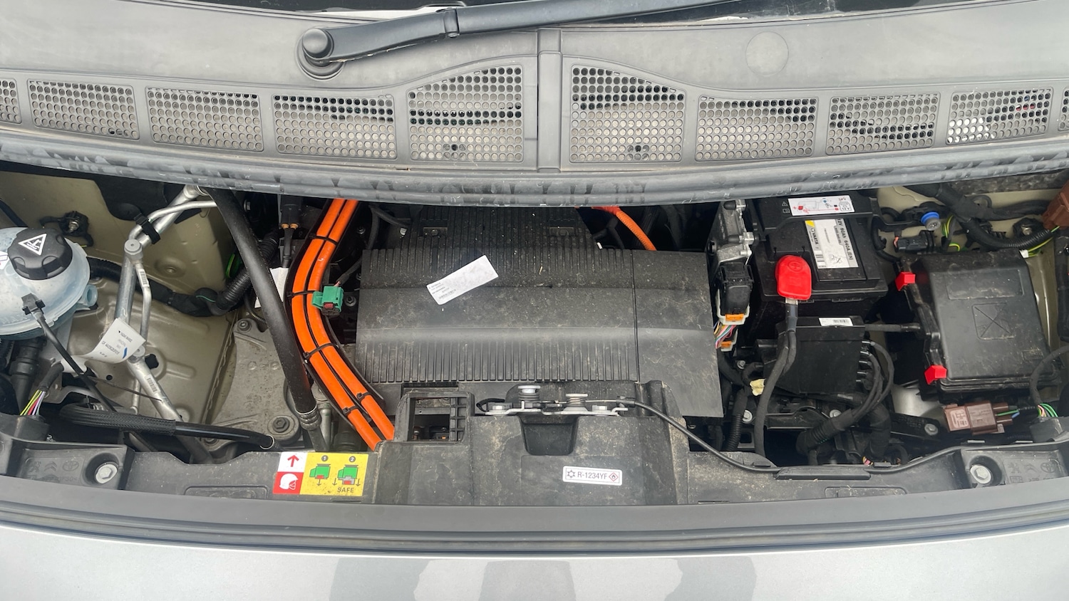 Used Peugeot Traveller 2024 for sale - 77659708: Photo 18