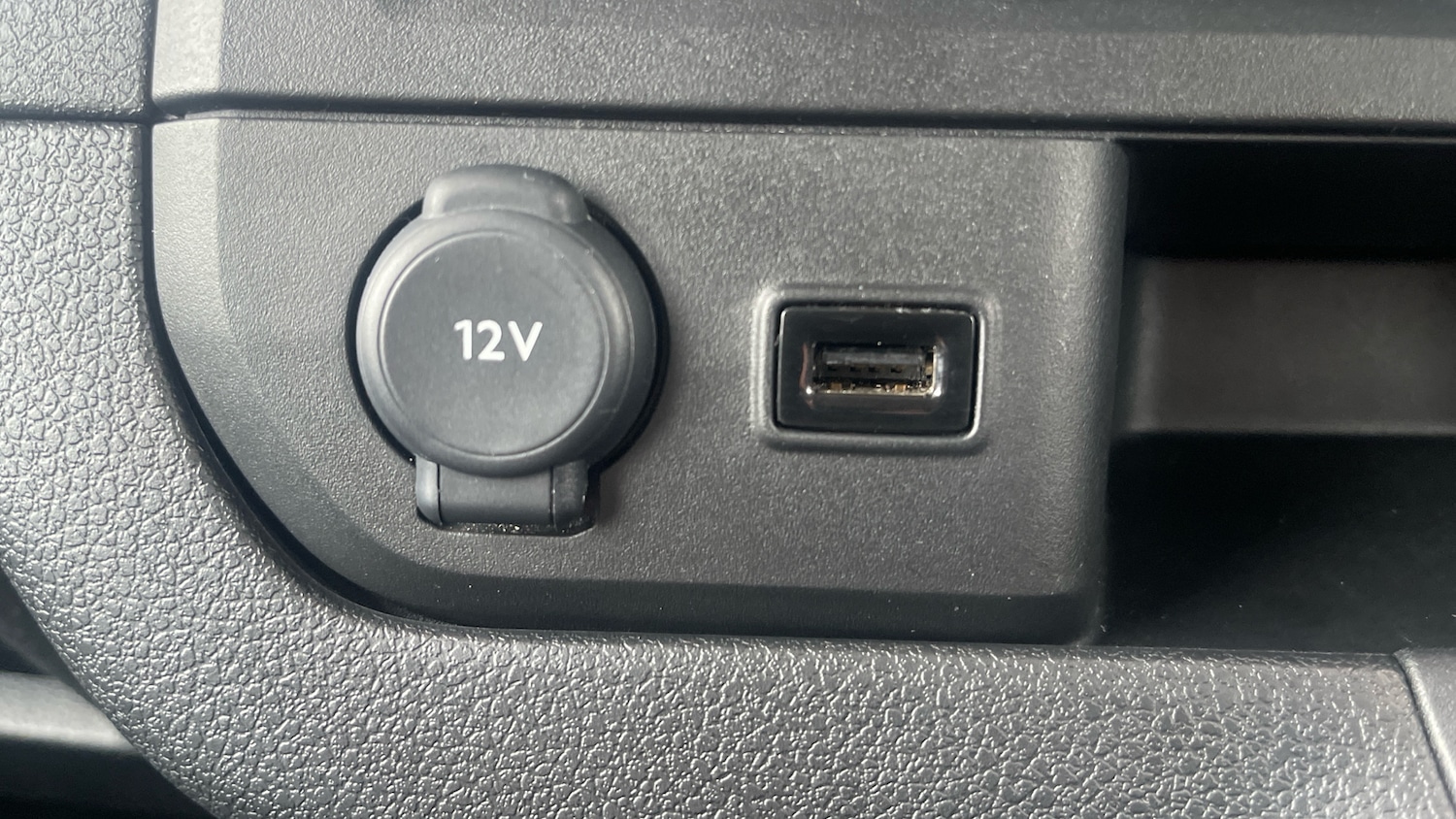 Used Peugeot Traveller 2024 for sale - 77659708: Photo 31