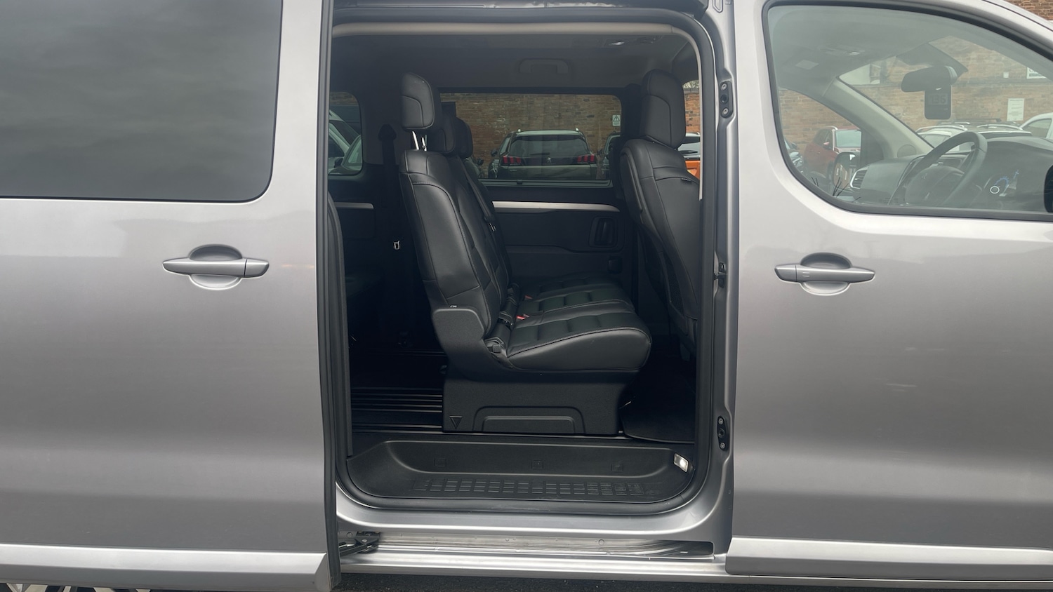 Used Peugeot Traveller 2024 for sale - 77659708: Photo 39