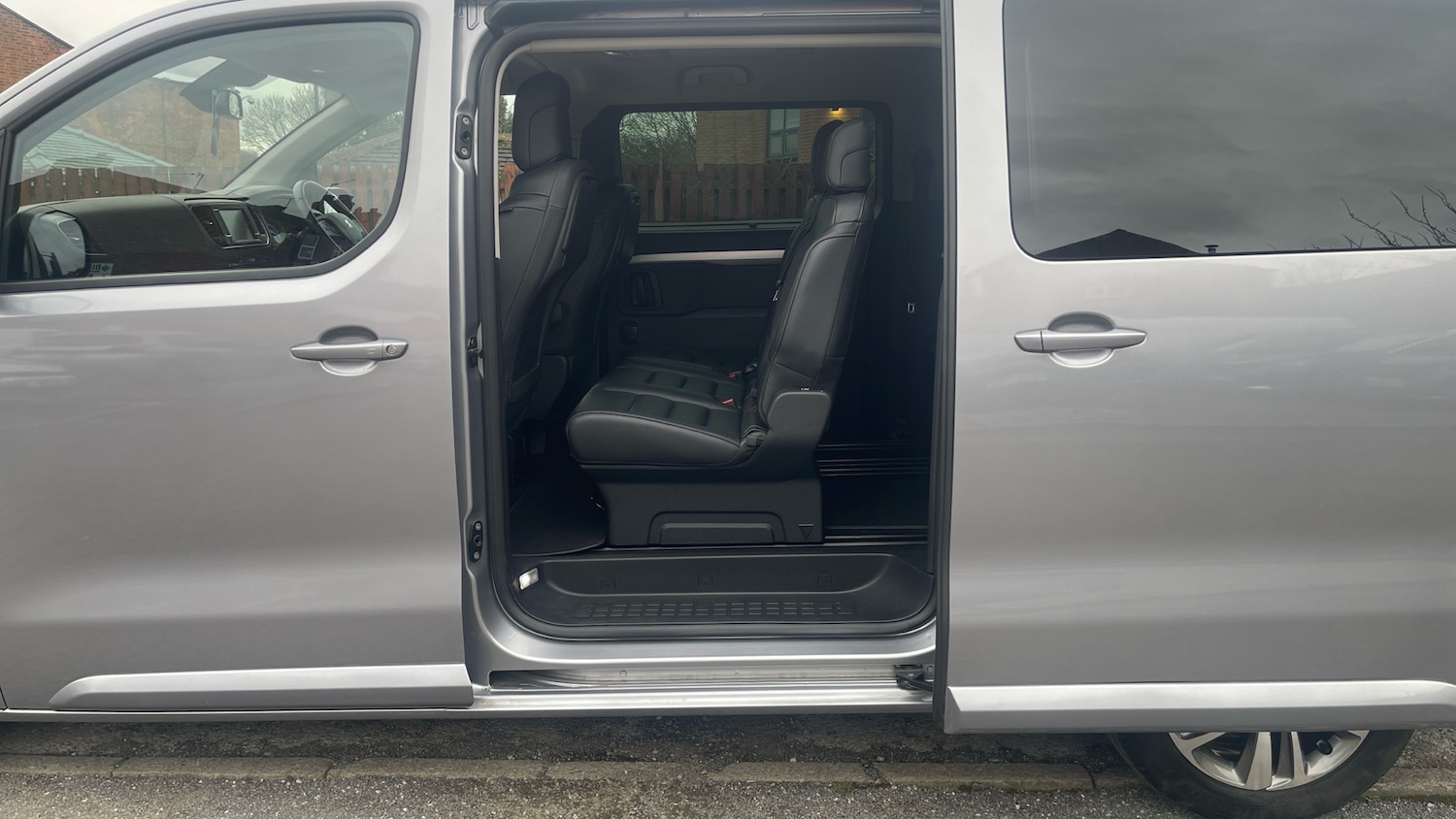 Used Peugeot Traveller 2024 for sale - 77659708: Photo 42