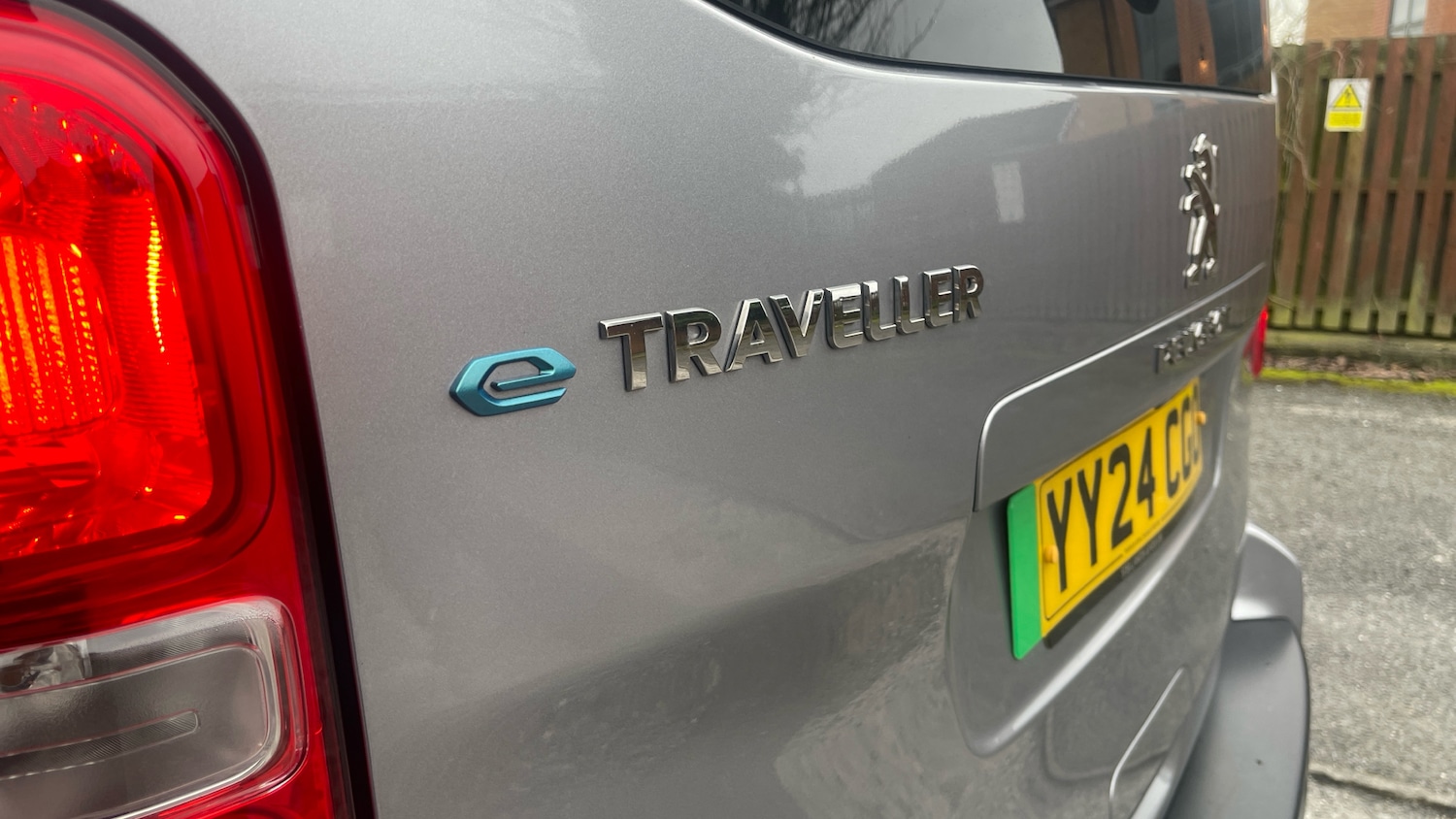 Used Peugeot Traveller 2024 for sale - 77659708: Photo 45