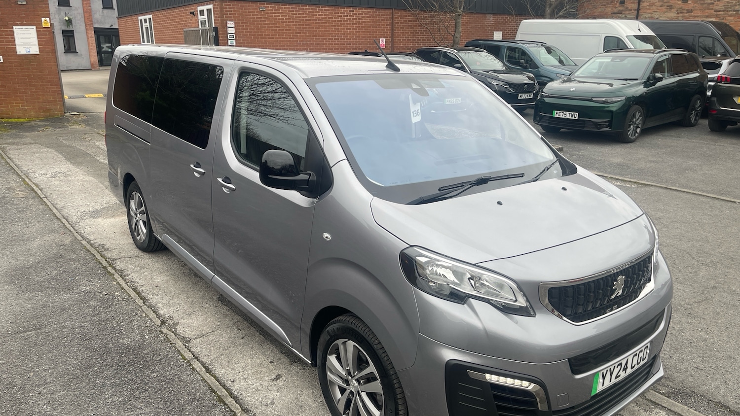 Used Peugeot Traveller 2024 for sale - 77659708: Photo 48
