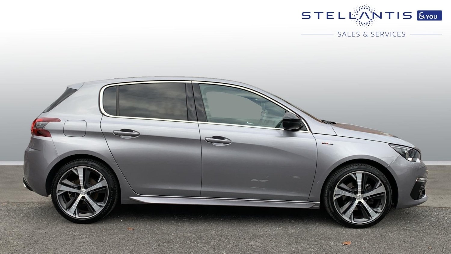 Used Peugeot 308 2019 for sale - 76296635: Photo 2