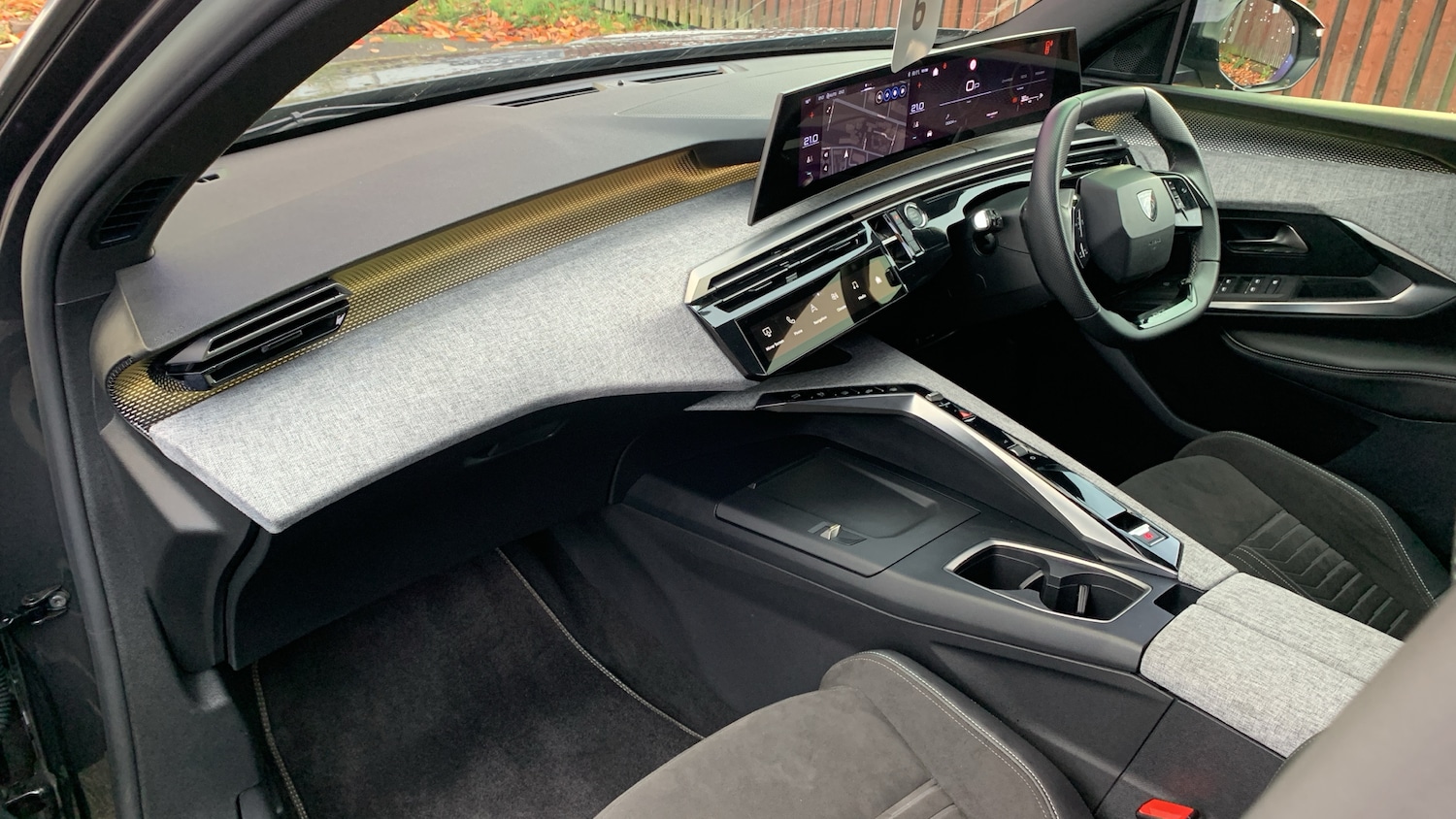 Used Peugeot 3008 2024 for sale - 76574303: Photo 12