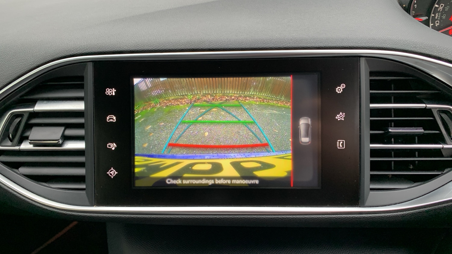 Used Peugeot 308 2017 for sale - 76586435: Photo 29