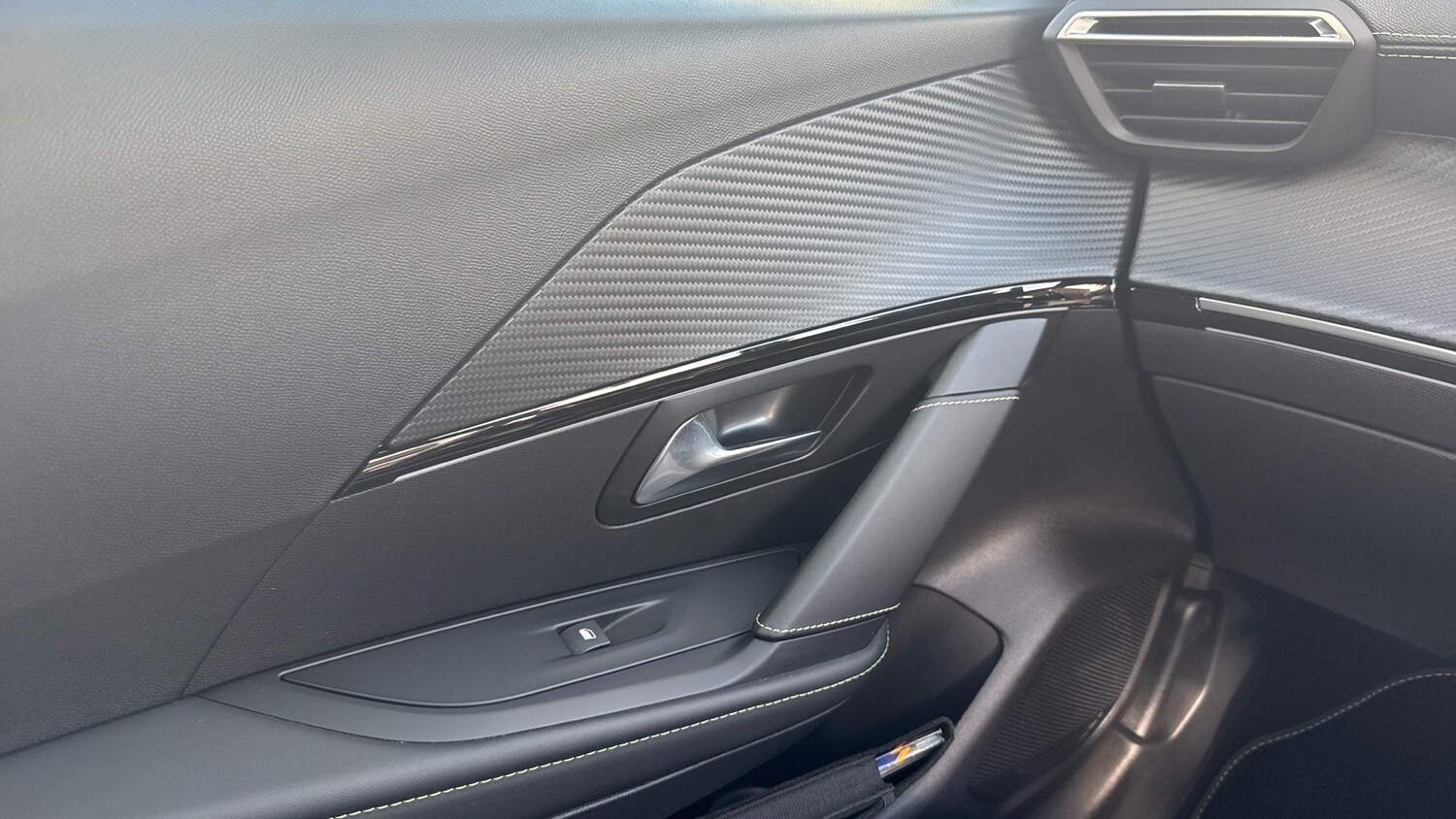 Used Peugeot 208 2023 for sale - 76095571: Photo 41