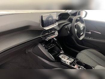 Used Peugeot 208 2025 for sale - 76033045: Photo