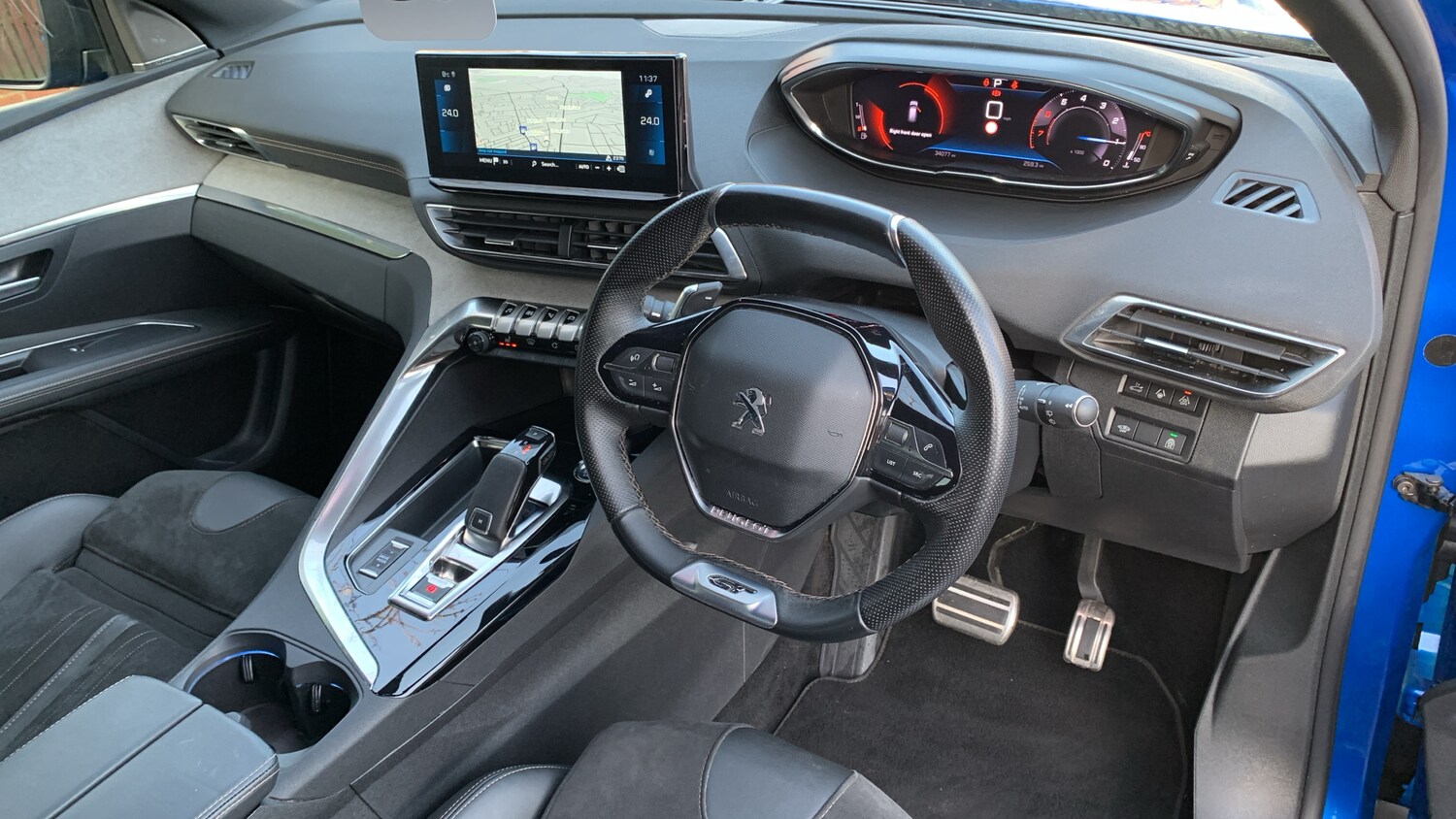 Used Peugeot 3008 2021 for sale - 76914379: Photo 12