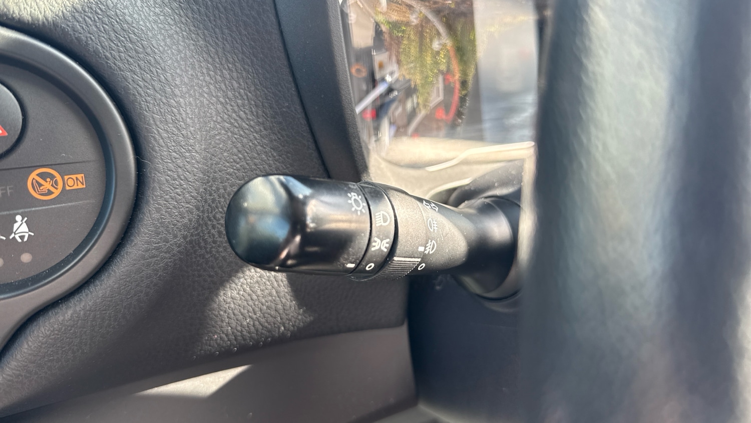 Used Toyota Yaris 2020 for sale - 75636225: Photo 27