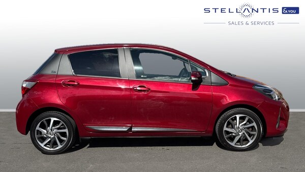 Used Toyota Yaris 2020 for sale - 75636225: Photo 2