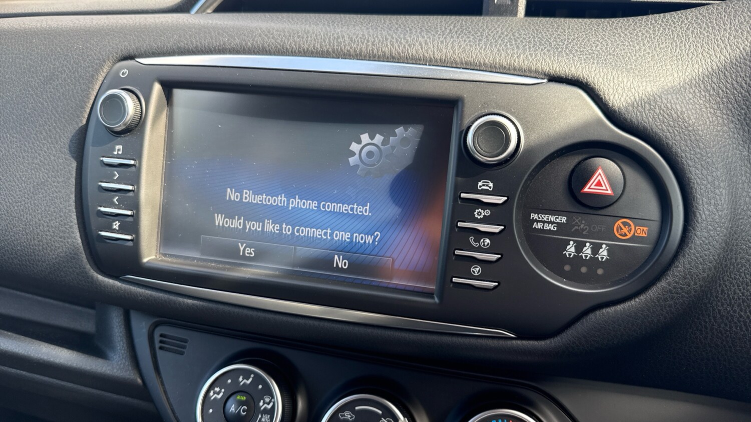 Used Toyota Yaris 2020 for sale - 75636225: Photo 31