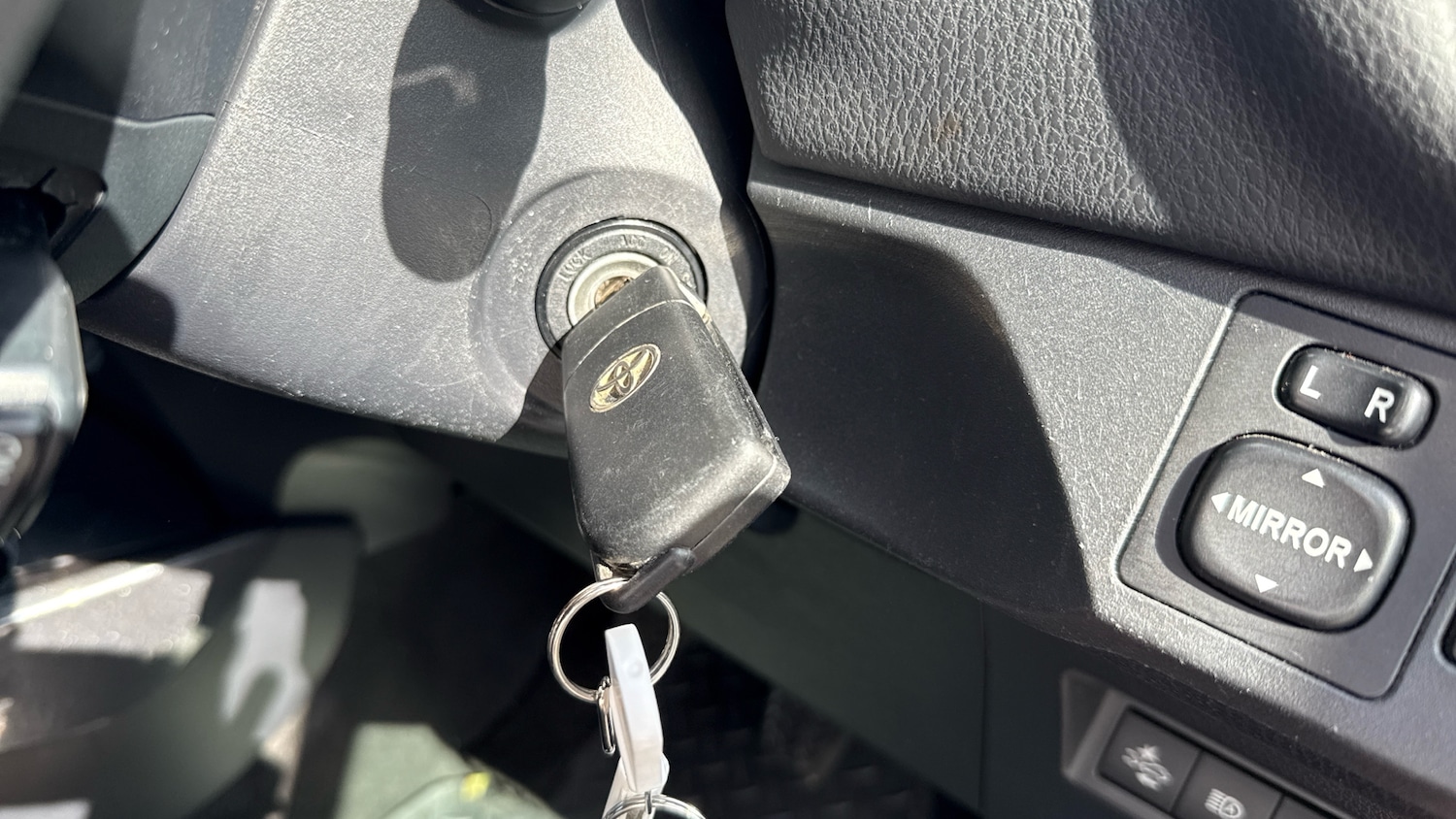 Used Toyota Yaris 2020 for sale - 75636225: Photo 40